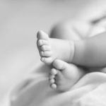 Ogromna tuga u BiH: Jednomjesečna beba preminula na putu do bolnice