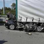 Detalji jezive nesreće: Poginula žena, sumnja se da joj je pozlilo u vožnji