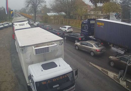 Pojačane gužve: Veća čekanja na 3 granična prelaza na izlazu iz BiH