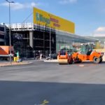 Balkanci u čudu gledaju scenu s parkinga: “Ovo samo u Bosni ima” (Video)