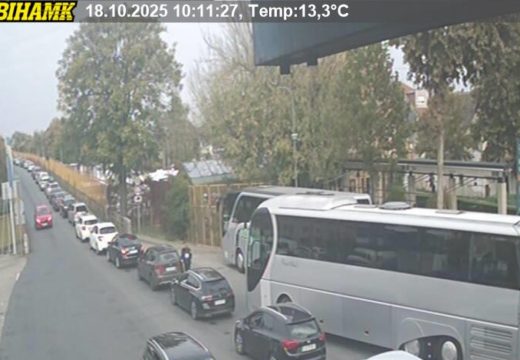 AMS RS: Kolaps u Gradišci na izlazu iz BiH (Foto)