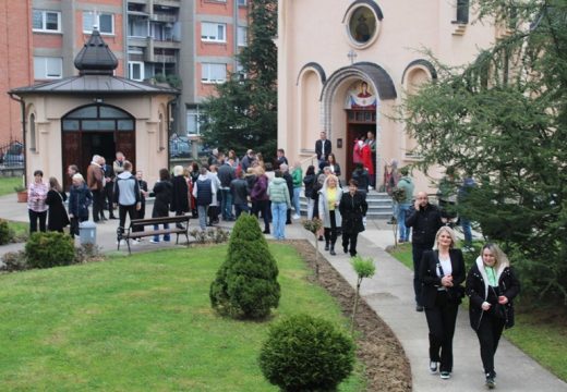 Lopare proslavile Pokrov Presvete Bogorodice: Liturgija, litija i molitva za narod Majevice