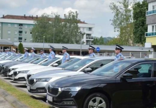 Samo za jedno vozilo predviđeno više od pola miliona: MUP Srpske kupuje 4 automobila za 1,13 miliona KM