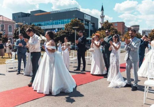 Nagrada medeni mjesec: Najsrećniji par sa kolektivnog vjenčanja u Bijeljini putuje u Rusiju