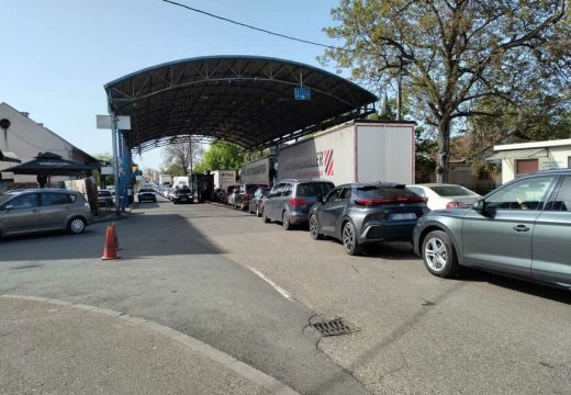 NEDJELJNE GUŽVE NA PRELAZIMA: Pojačan saobraćaj na izlazi prema Hrvatskoj