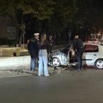 Oglasila se policija: Pijani vozač udario u fontanu