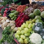 Bogata ponuda, ali cijena paprena: Za domaći ajvar kod nas treba izdvojiti i do 200 KM