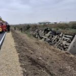 U Sremskoj Mitrovici Dan žalosti: Autobus se prevrnuo, troje ljudi poginulo