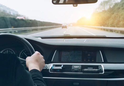 Jutros povoljni uslovi za vožnju: Na putevima na kojima se izvode radovi obavezno poštovanje privremene signalizacije