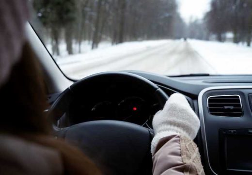 Donosimo listu šta uraditi: MUP RS dao savjete vozačima za zimsku sezonu (Video)