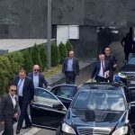 Koliko policajaca čuva Dodika: Automobili pod pratnjom, straža u voćnjaku, evo do kada će bivši predsjednik imati poseban tretman