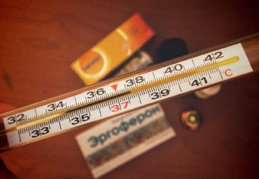 Hara novi talas virusa: Simptomi traju i do 15 dana, pa se vraćaju