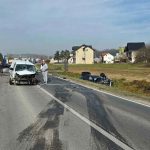 Još jedna nezgoda u Živinicama: Jedno vozilo završilo u kanalu