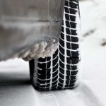 Za bezbjednu vožnju i uštedu goriva: Evo koji je ispravan pritisak u gumama zimi