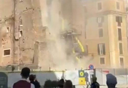 Italija: Urušila se kula u Rimu u blizini Koloseuma; Ljudi ostali zatrpani (Video)