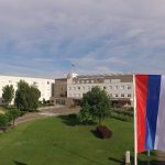 Uzbuna u Bijeljini: U bolnicu dovezen muškarac s prostrelnom ranom glave