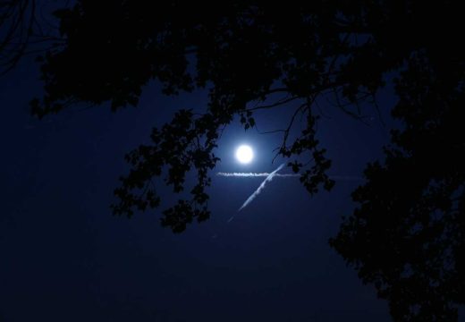 Najviše uticaja imaće na ova tri znaka: Večeras nas očekuje najjači pun Mjesec u godini