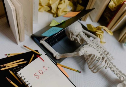 Internet: Onemogućen pristup brojnim portalima u BiH