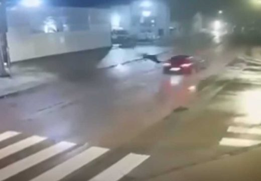 Stravičan snimak nesreće u Bijeljini: Pokosio pješaka, odletio u vazduh! (Video)