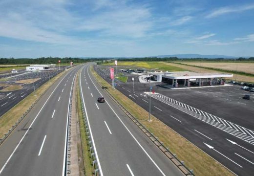 AMS RS: Povoljni vremenski i saobraćajni uslovi