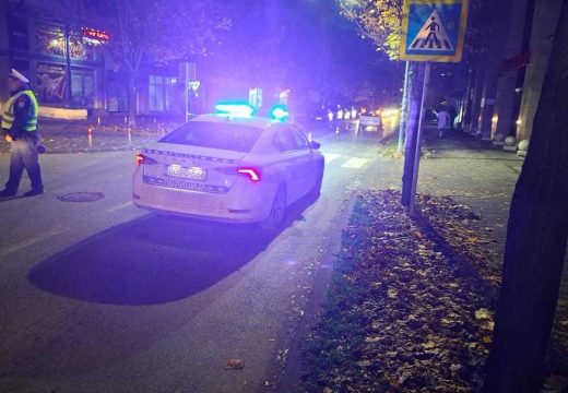 Saobraćajna nezgoda u Bijeljini: U Majvičkoj ulici povrijeđen pješak, saobraćaj usporen (Foto)