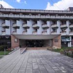 Samoubistvo u Banjaluci: Starac skočio sa drugog sprata Doma penzionera i ostao na mjestu mrtav