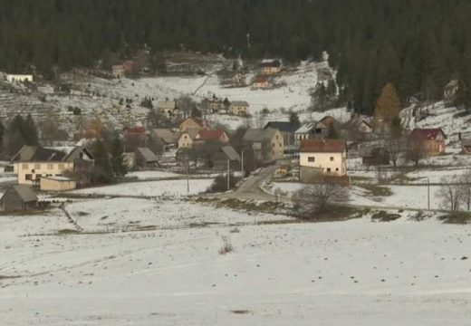 Mještani Korićana složno bojkotovali izbore: Tišina jača od slogana (Video)