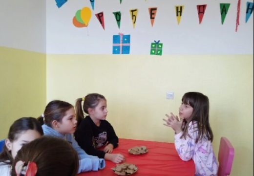 Bijeljina: Radionica “Ukrašavamo medenjake“ u vrtiću Zvončica (Foto)
