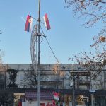 Pripreme za Dan Republike Srpske: Počelo postavljanje zastava u Banjaluci VIDEO