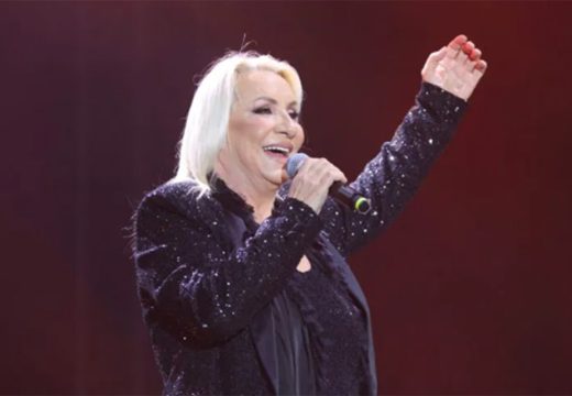 Poznato stanje legendarne pjevačice: Vesni Zmijanac pogoršano zdravstveno satnje, zadržana u bolnici
