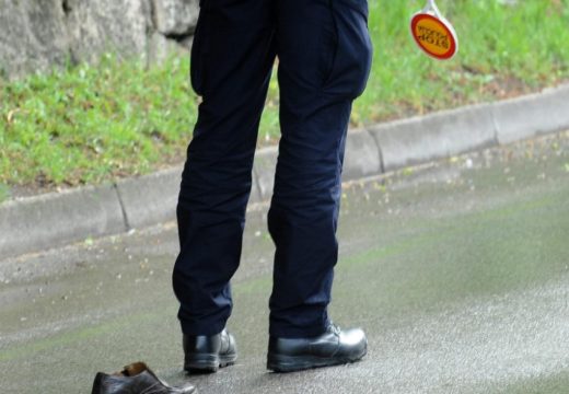 Brčko: Poginuo pješak, udarila ga dva auta