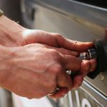 USKOK pokrenuo istragu: Bivši fudbaler predvodio petorku koja je krala vozila za tržište BiH i Srbije