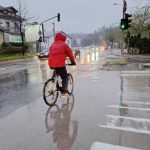 Stanje na putevima: Kolovozi mokri, poledica u višim predjelima