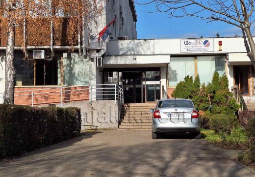 Fond PIO: Budući penzioneri da se što prije jave poslovnicama