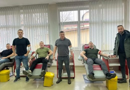 Bijeljina :Zaposleni Centra za socijalni rad u akciji dobrovoljnog darivanja krvi