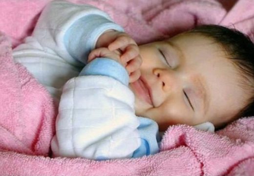 Čestitke srećnim roditeljima: Srpska bogatija za 15 beba, djevojčice “vode”