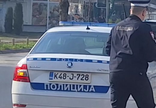 RS: Udes kod Mrkonjić Grada, vozač prevezen u bolnicu