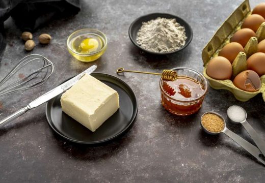 Vječna dilema u kuhinji,maslac ili margarin : Kada se koristi jedno, a kada drugo i zašto je to važno za svaki kolač