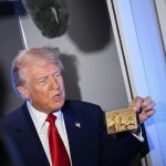 Tramp uveo “zlatnu kartu”: Evo koliko zapravo košta američko državljanstvo