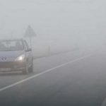 Mokri i klizavi kolovozi: Na većini putnih pravaca magla smanjuje vidljivost, dok su na graničnim prelazima zadržavanja do 30 minuta