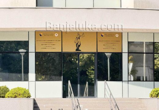 Žrtvu udario kocem u glavu: Mladić optužen za pokušaj ubistva