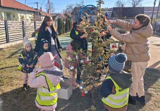 Centar za socijalni rad Bijeljina:  Organizovan humanitarni bazar
