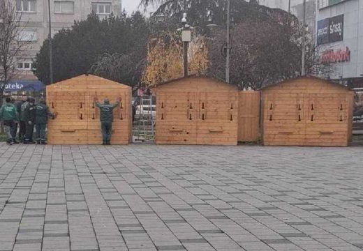 Bijeljina: Pripreme za klizalište i „Zimski korzo“ (Foto)