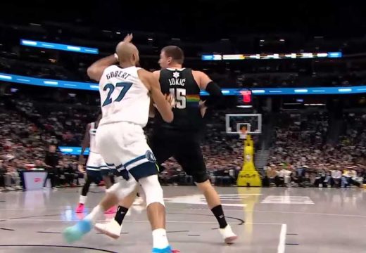 Epska utakmica Jokića: Ubacio 56 poena u božićnom maratonu (Video)