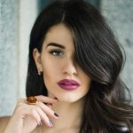 Smeđa kosa se vraća na velika vrata: Ovo su hit nijanse za 2026. (Foto)