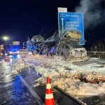 Njemačka: Vozaču iz BiH izgorio šleper sa natovarenim mercedesima