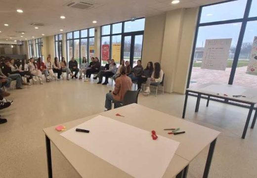 RS: Oglasila se škola u Laktašima u kojoj je radio uhapšeni profesor