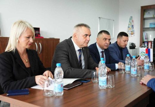 RS: Minić sa rukovodstvom Centra izvrsnosti u poljoprivredi u Obudovcu