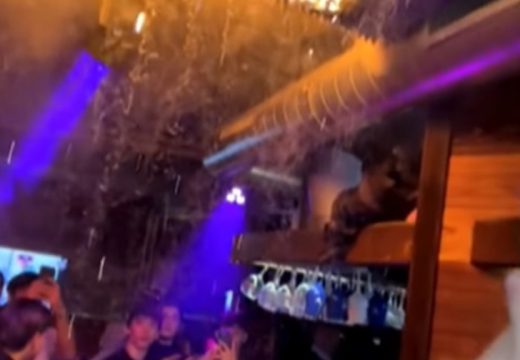 Iasplivao zastrašujući snimak: Bar gori, a okupljeni se zabavljaju i skaču u ritmu muzike VIDEO