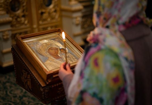Pravoslavni praznici u januaru: Sedam crvenih slova i osam slava (Foto)